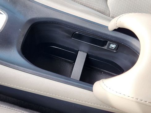 Used 2021 Honda HR-V EX image 22