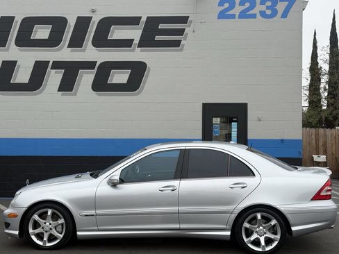 Used 2007 Mercedes-Benz C 230 Sedan image 20