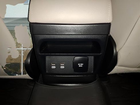 Used 2019 Ford Ranger Lariat w/ Equipment Group 501A Mid image 13