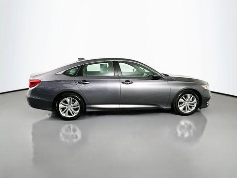 Used 2018 Honda Accord LX image 9