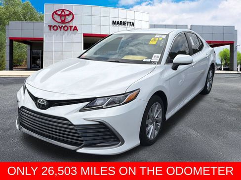 Certified 2023 Toyota Camry LE FWD image 3
