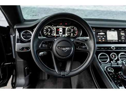 Used 2023 Bentley Continental GT V8 image 32