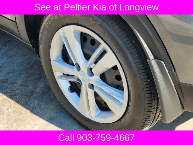 Used 2025 Nissan Kicks Play S FWD image 7