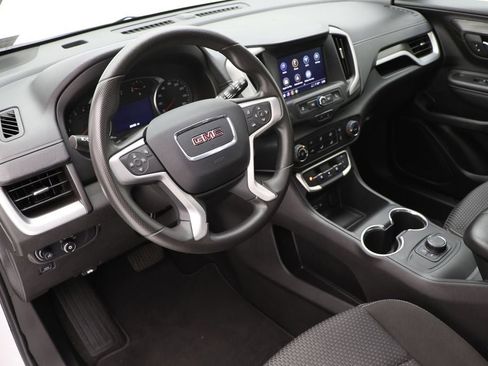 Used 2024 GMC Terrain SLE image 13