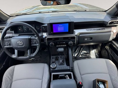 Used 2026 Toyota Tacoma SR5 AWD/4WD image 10