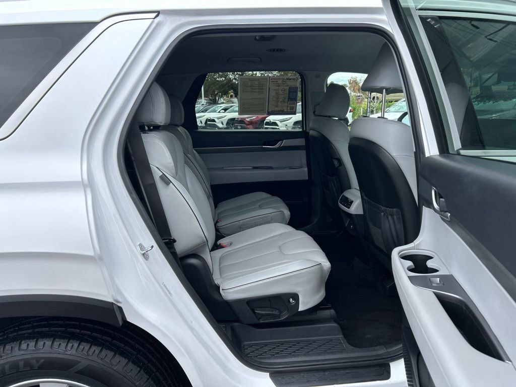 Used 2024 Hyundai Palisade SEL AWD/4WD image 15