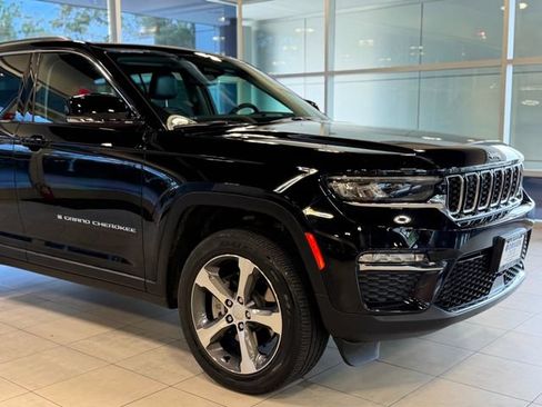 Used 2023 Jeep Grand Cherokee 4WD 4xe image 5