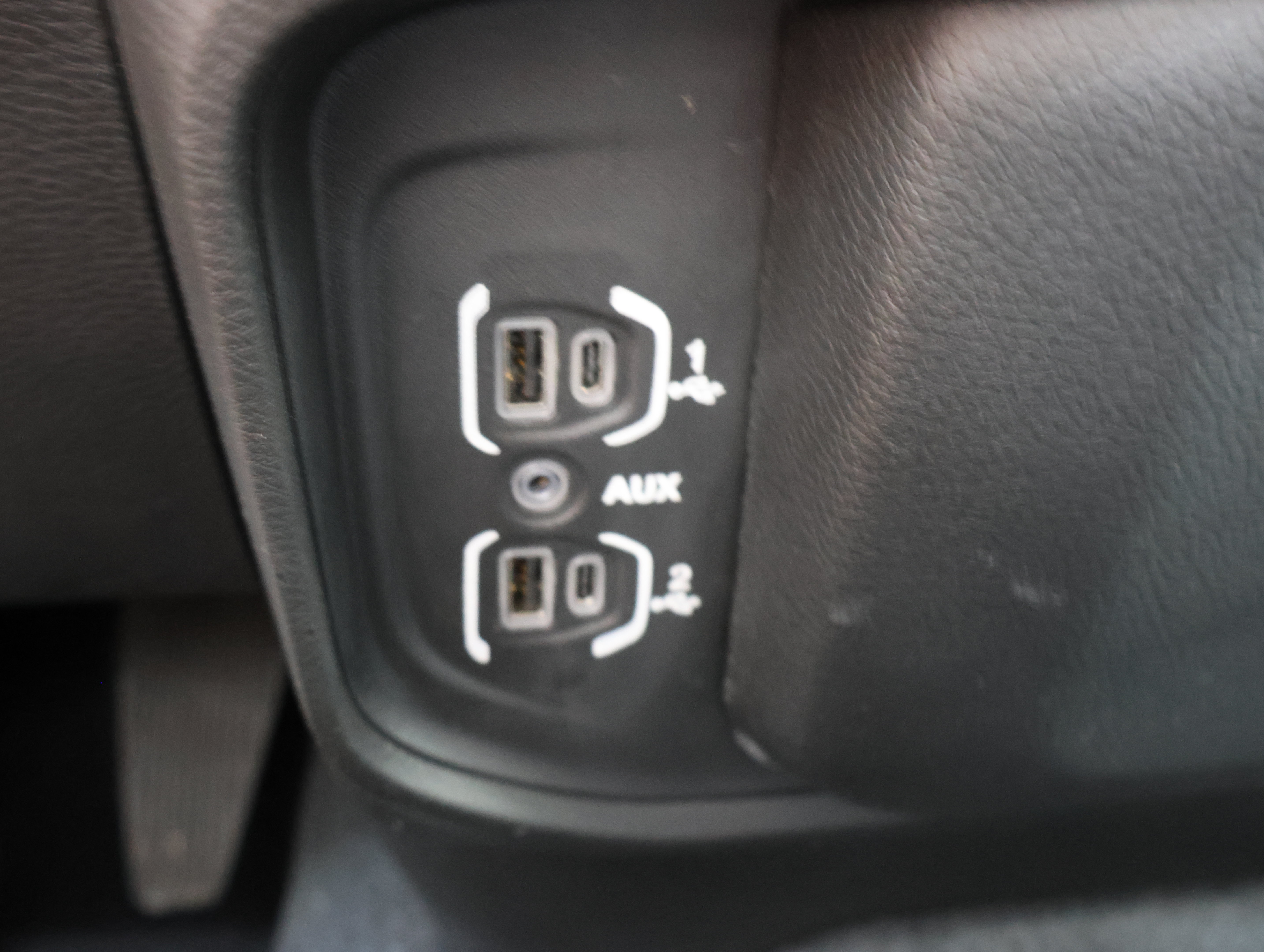 Used 2022 RAM 2500 Big Horn w/ Night Edition AWD/4WD image 43