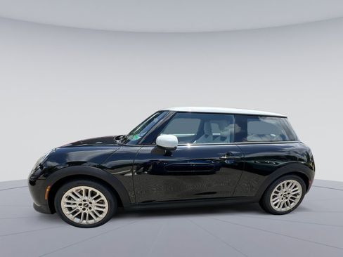 New 2025 MINI Cooper S image 2