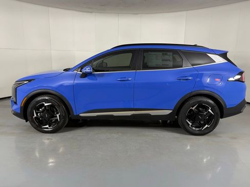 New 2026 Kia Sportage EX FWD image 5