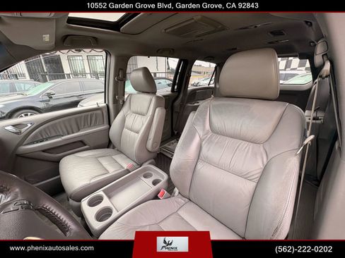 Used 2008 Honda Odyssey Touring image 16