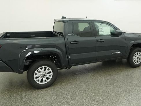 New 2026 Toyota Tacoma SR5 AWD/4WD image 10