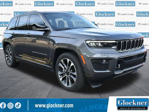 Used 2022 Jeep Grand Cherokee Overland AWD/4WD image 3