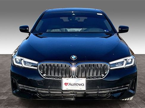 Used 2023 BMW 530i xDrive w/ Premium Package image 2