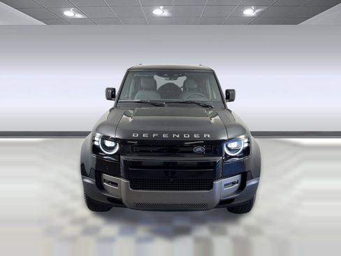 Used 2026 Land Rover Defender 110 S image 5