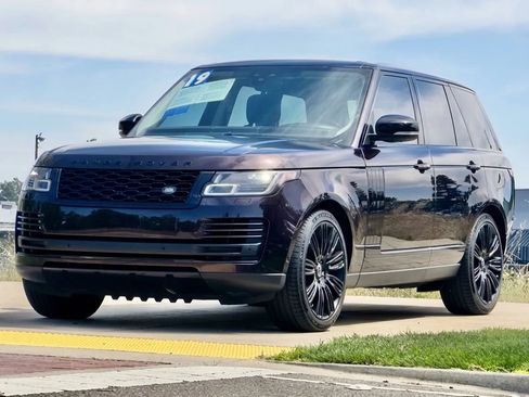 Used 2019 Land Rover Range Rover HSE AWD/4WD image 3