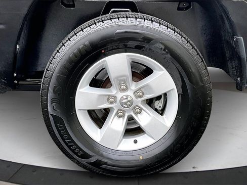 Used 2023 RAM 1500 Classic SLT w/ Trailer & Traction Group image 33