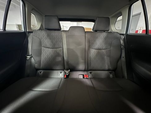 Certified 2023 Toyota Corolla Cross LE FWD image 17