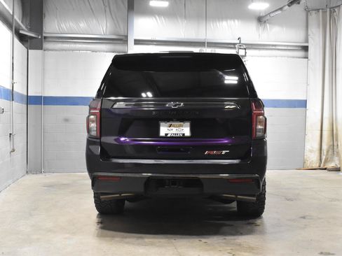 Used 2022 Chevrolet Suburban RST w/ Luxury Package AWD/4WD image 24