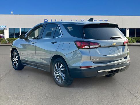 Used 2024 Chevrolet Equinox LT FWD image 5