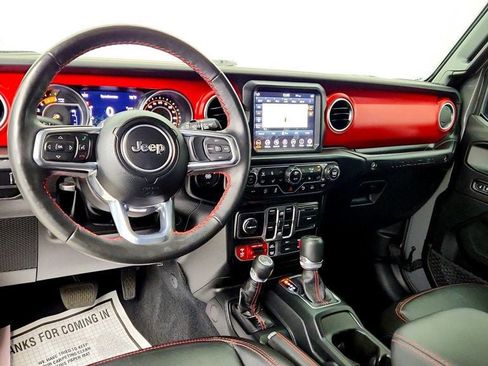 Used 2023 Jeep Wrangler Unlimited Rubicon AWD/4WD image 12