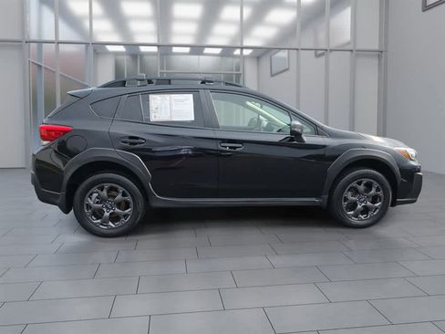 Used 2022 Subaru Crosstrek 2.5i Sport w/ Moonroof Package AWD/4WD image 2