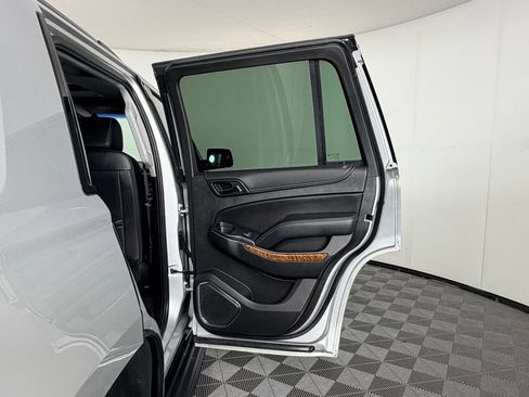 Used 2019 Chevrolet Tahoe Premier AWD/4WD image 30