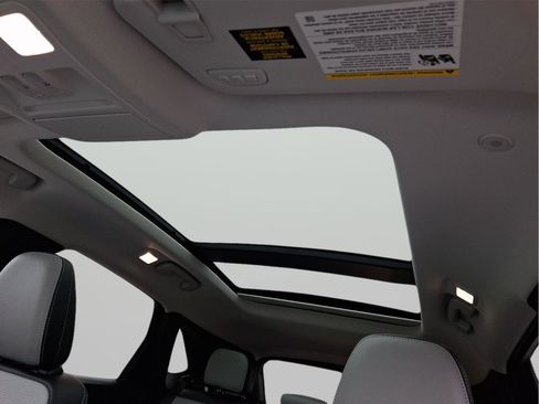 New 2026 Ford Escape SE w/ PHEV Premium Package image 11