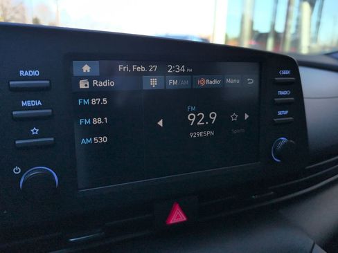 New 2026 Hyundai Elantra SEL Sport image 9