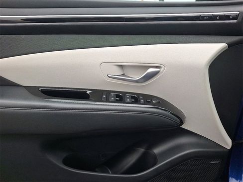 Used 2023 Hyundai Tucson Limited image 13