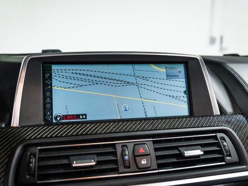 Used 2013 BMW M6 Convertible RWD image 21