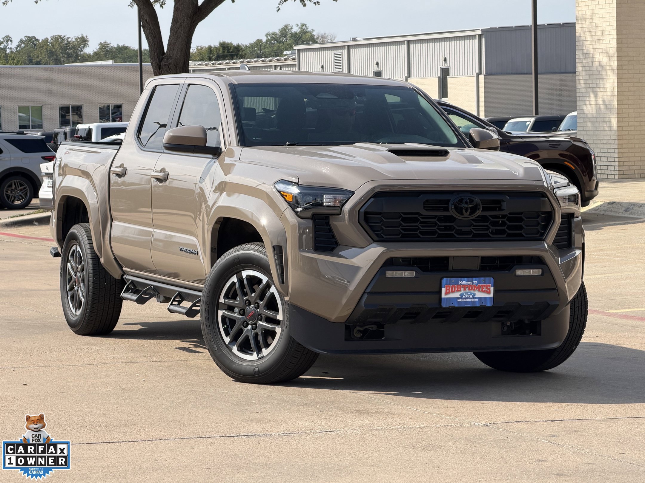 Used 2026 Toyota Tacoma TRD Sport RWD image 2