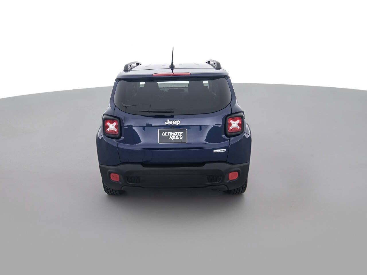 Used 2016 Jeep Renegade Latitude FWD image 6