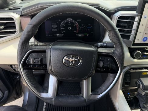 Used 2022 Toyota Tundra Capstone AWD/4WD image 19