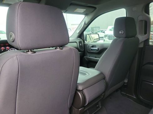 Used 2020 Chevrolet Silverado 1500 Custom w/ Custom Value Package image 26