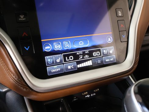 Used 2021 Subaru Outback Touring XT AWD/4WD image 7