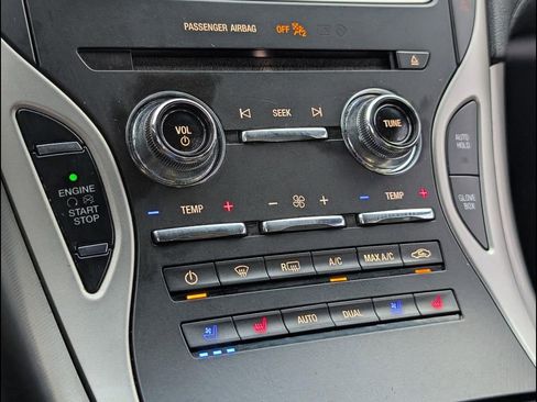 Used 2020 Lincoln Nautilus Reserve w/ Equipment Group 202A image 16