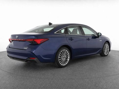 Used 2020 Toyota Avalon Limited w/ Protection Package FWD image 3
