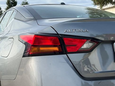 Used 2023 Nissan Altima 2.5 SV image 15