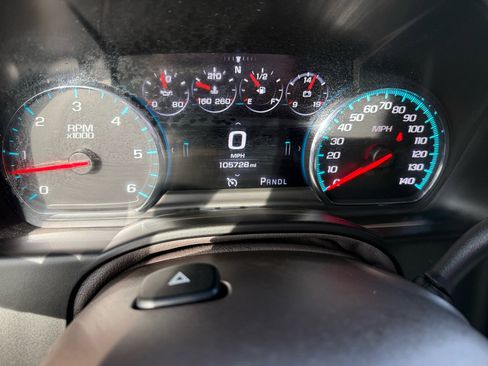 Used 2018 GMC Yukon XL Denali w/ Open Road Package image 29