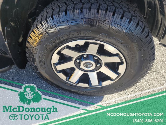 Used 2023 Toyota 4Runner TRD Off-Road Premium AWD/4WD image 29