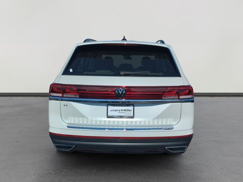 New 2026 Volkswagen Atlas SE image 4