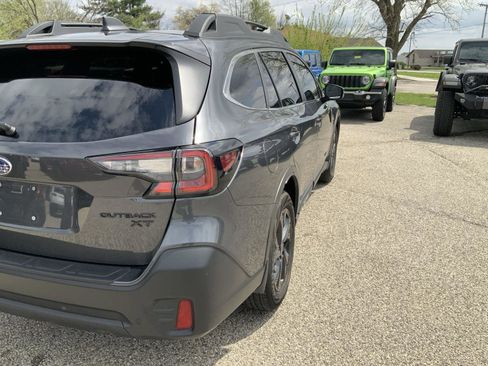Used 2021 Subaru Outback Onyx Edition XT w/ Popular Package #2 image 15