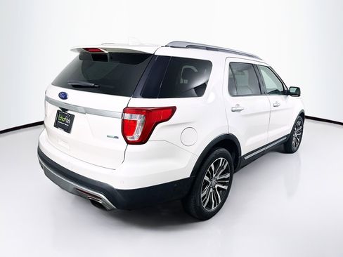 Used 2017 Ford Explorer Platinum image 9