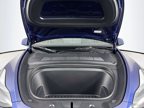 Used 2023 Tesla Model Y Long Range image 15