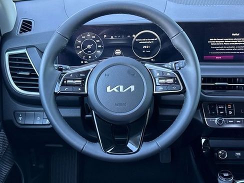 New 2026 Kia Seltos EX FWD image 17