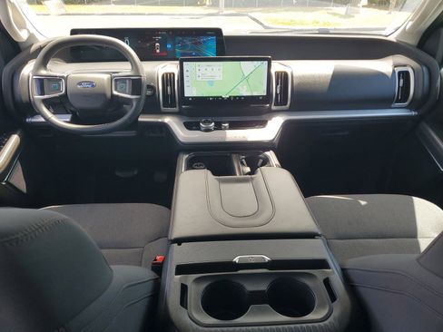 Certified 2025 Ford Expedition Active RWD image 15