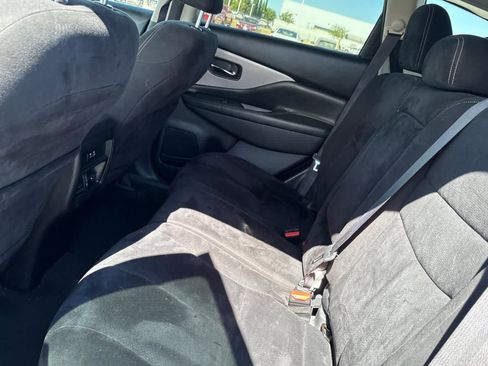 Used 2021 Nissan Murano S FWD image 5