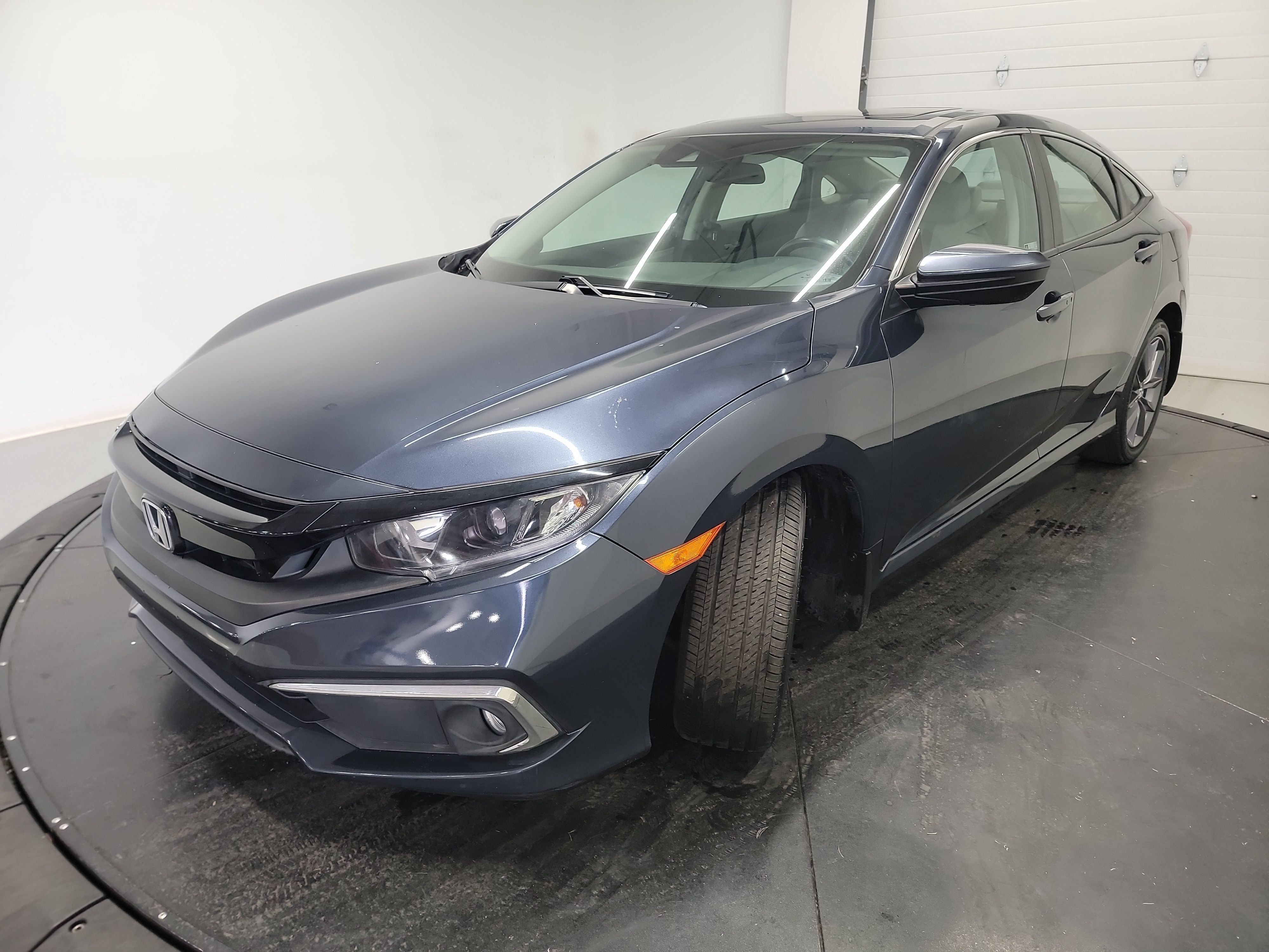 Used 2021 Honda Civic EX image 3