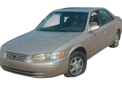 Used 1998 Toyota Camry LE